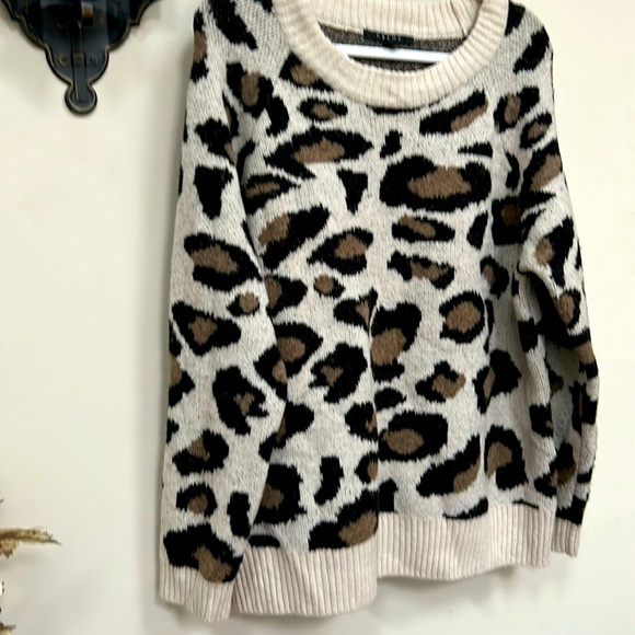 Cyrus Animal Print Sweater XL - Picture 7 of 7